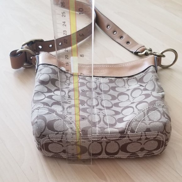 Coach signature purse / crossbody bag - Picture 11 of 13